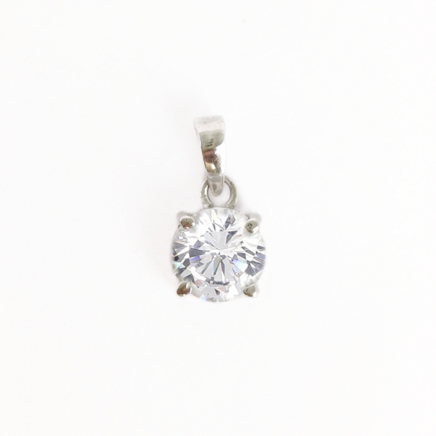 Classic Solitaire Pendant 1.63 g