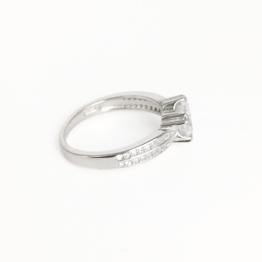 Floral Spark Ring