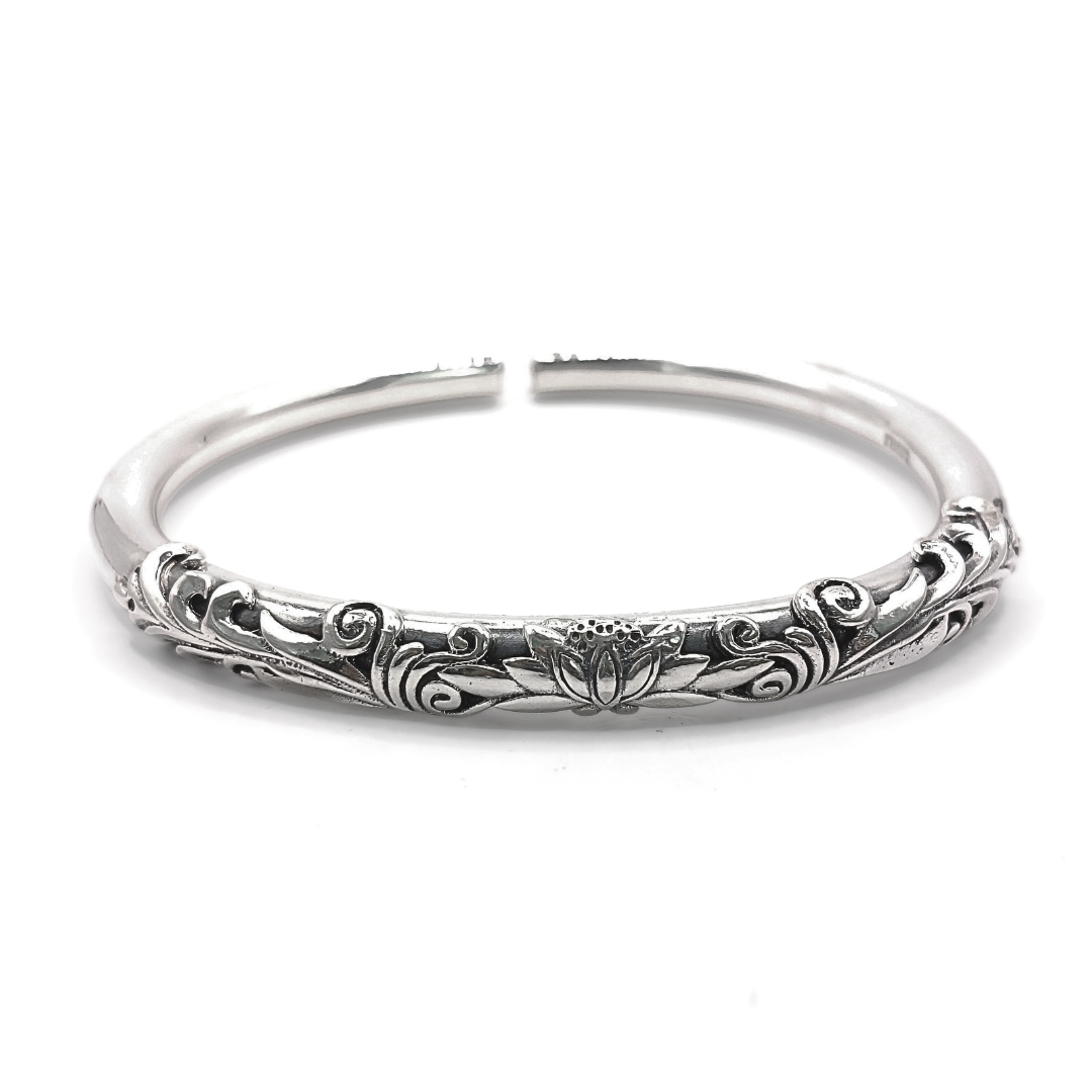 Lotus Bloom Kada FREE SIZE / 61.12 g
