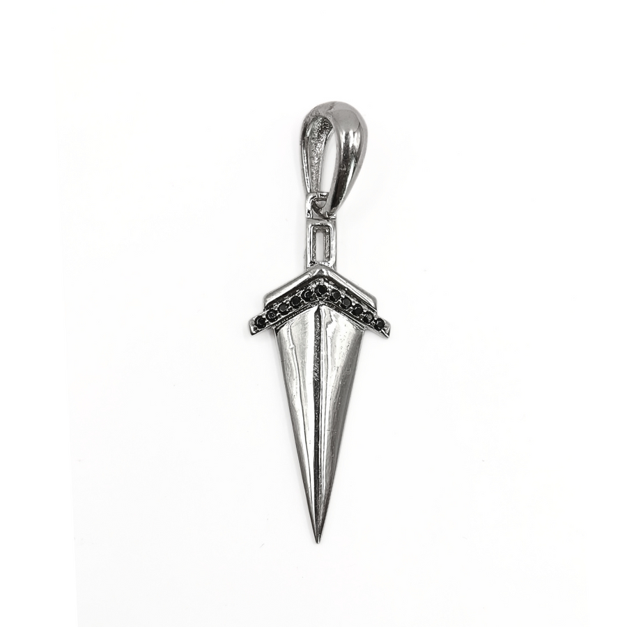 Midnight Dagger Pendant 3.15 g