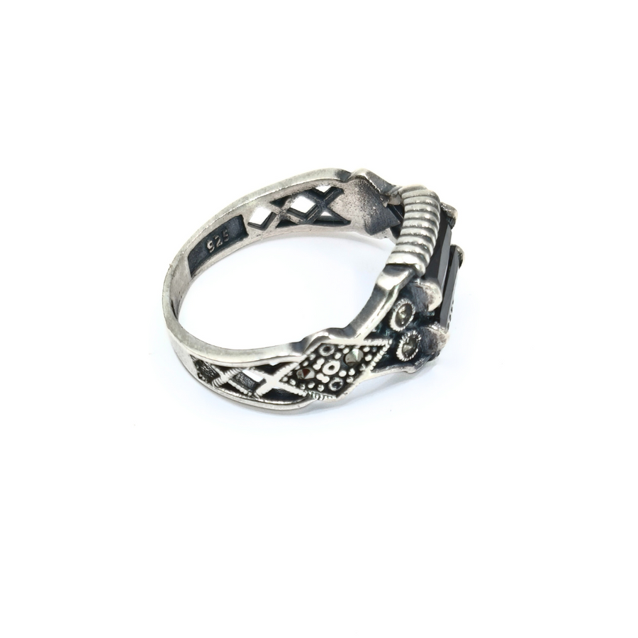 Alistair Ring 17 mm / 3.56 g