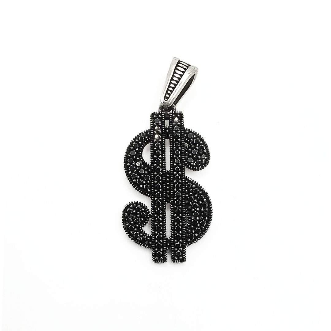 Alluring Dollar Pendant 6.15 g