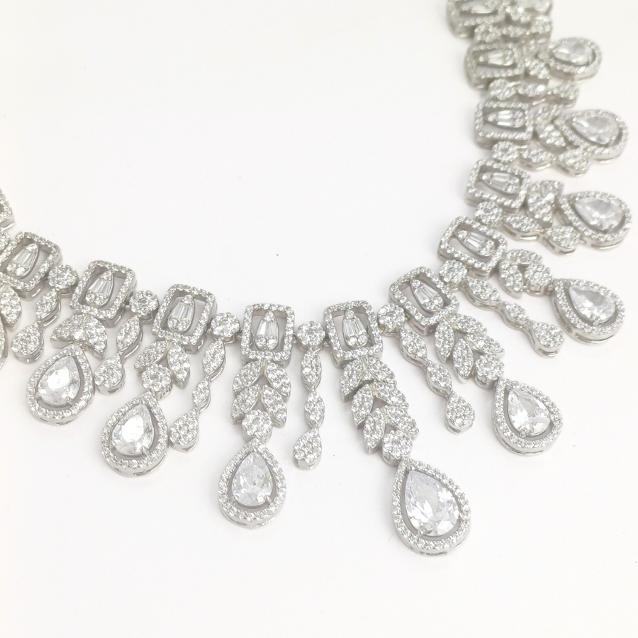 Arctic Shine Necklace Set 64.525 g