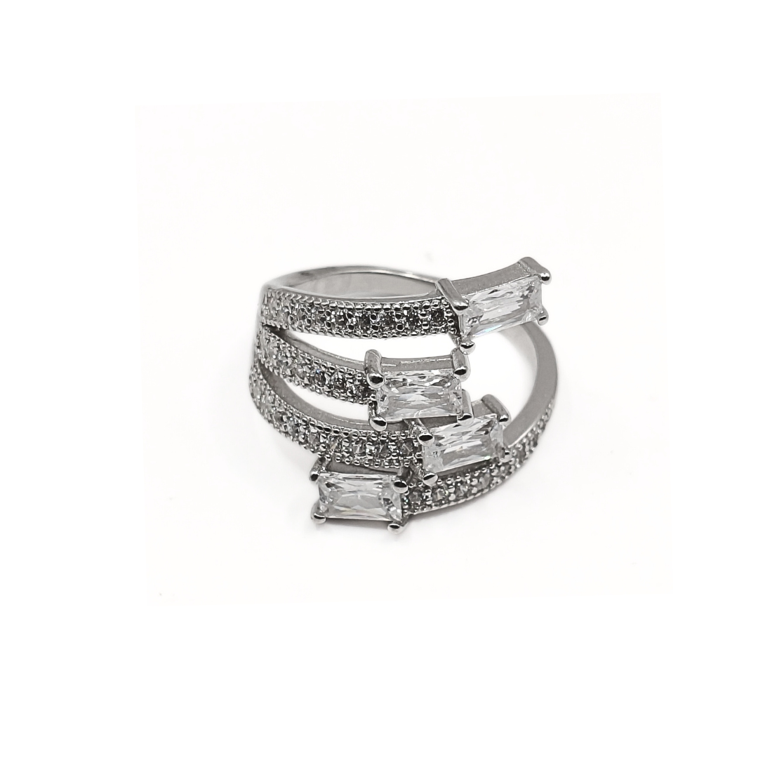 Astoria Halo Ring 18 mm / 3.83 g