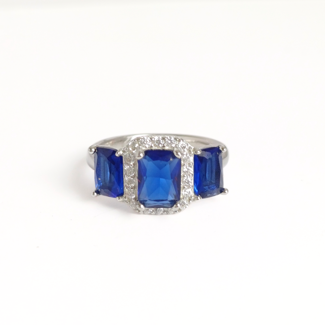 Azure Beauty Ring 9 mm / 2.72 g
