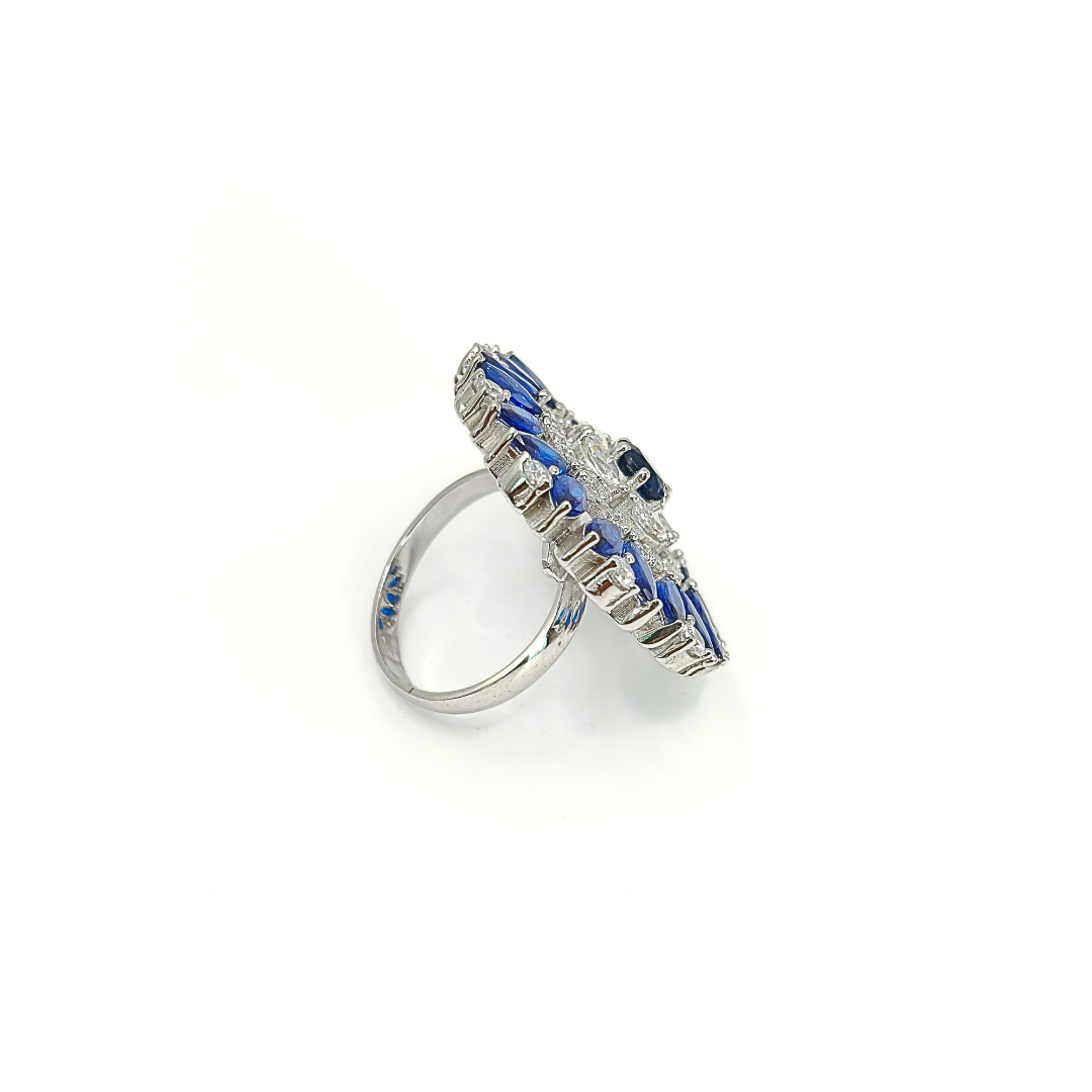 Azure Dahlia Ring Free Size / 9.47 g