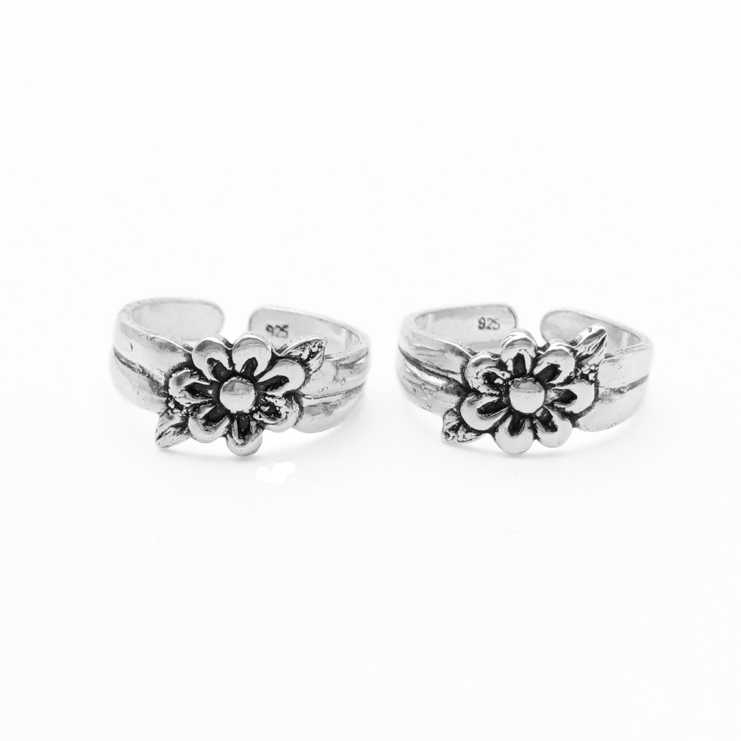 Blooming Steps Toe Rings FREE Size / 3.77 g