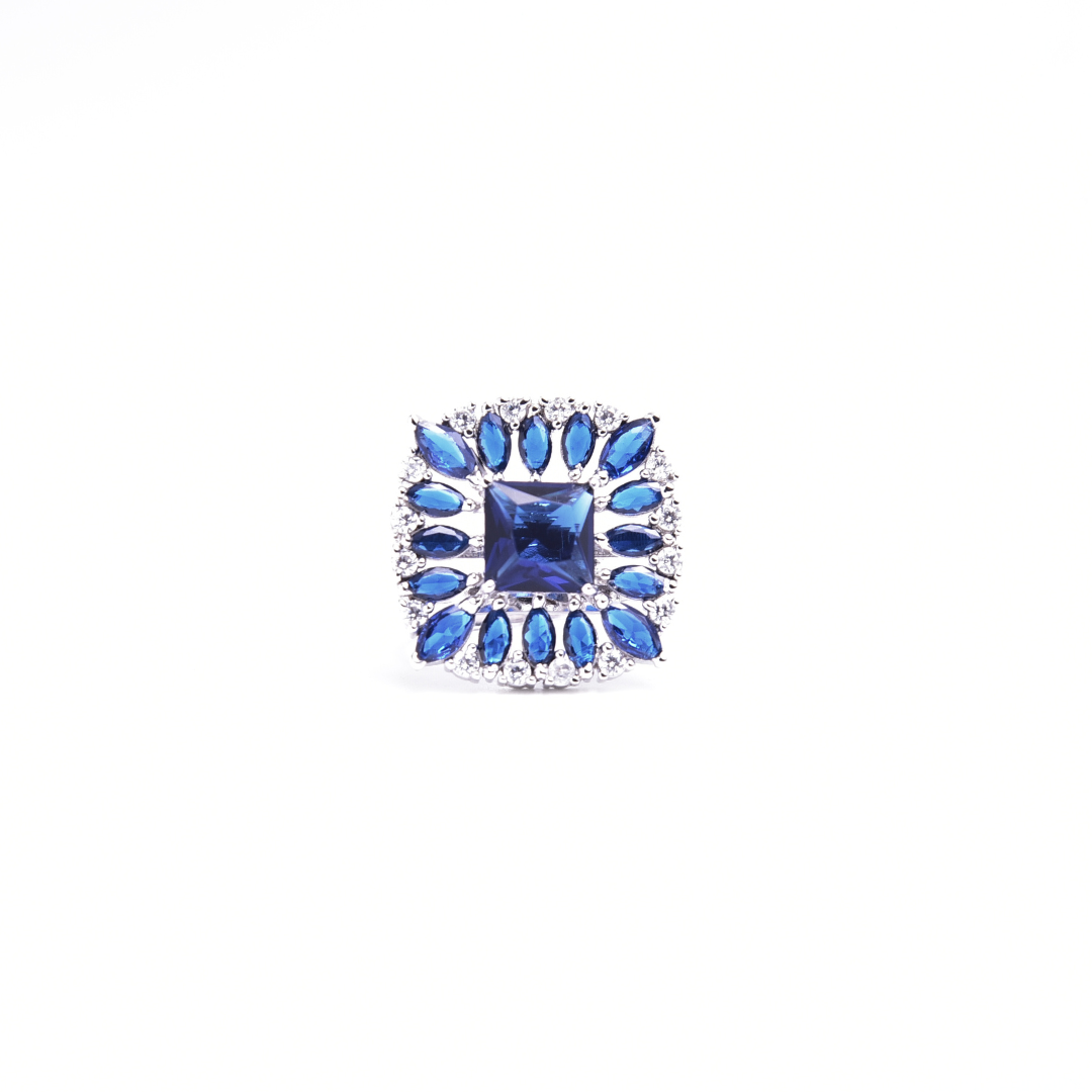 Blue Jewel Square Ring Free Size / 7.04 g
