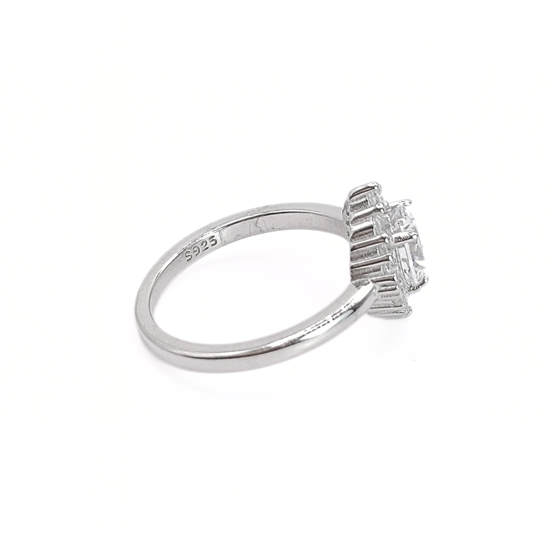 Celestial Halo Ring 10 mm / 2.75 g