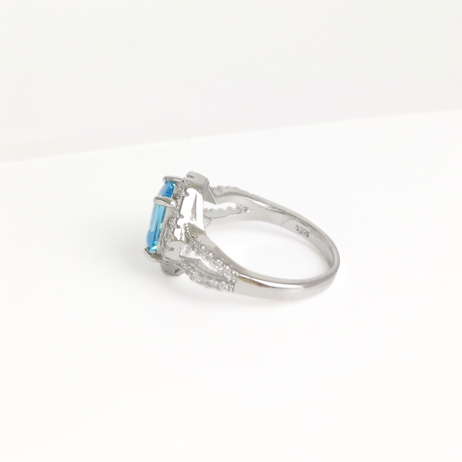 Cerulean Skies Ring