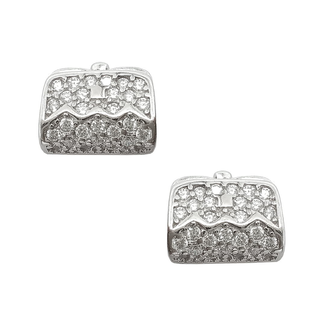 Chic Carry Studs Free Size
