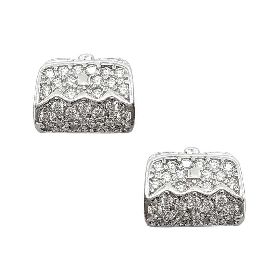 Chic Carry Studs Free Size