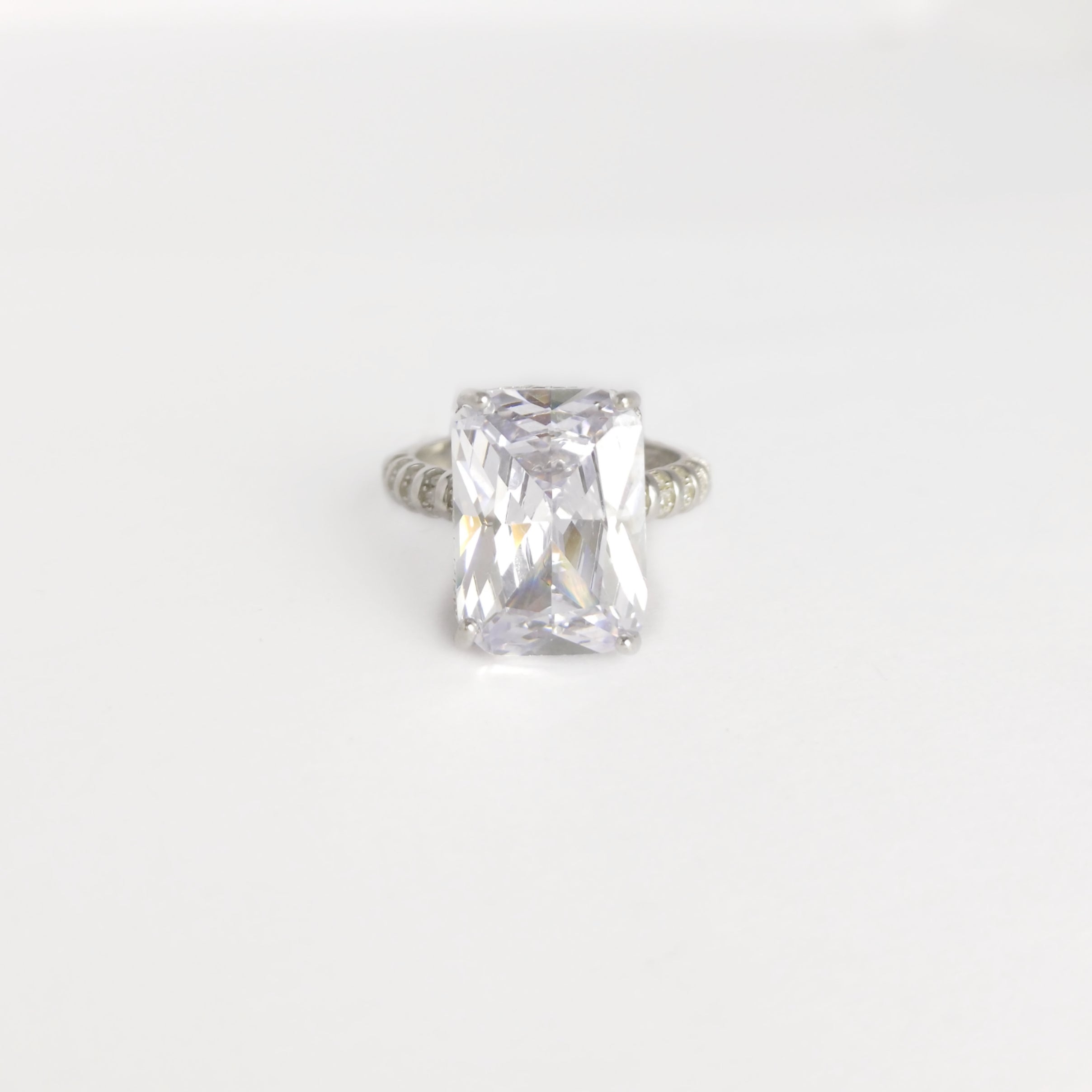 Clear As Day Ring 12 mm / 6.08 g