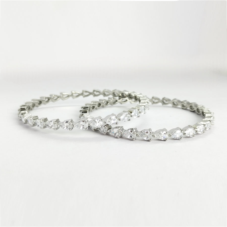 Clear As Ice Bangles 68 mm / 36.67 g