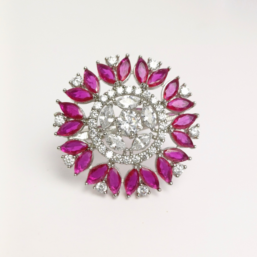 Cosmic Petal Ring Free Size / 9.79 g