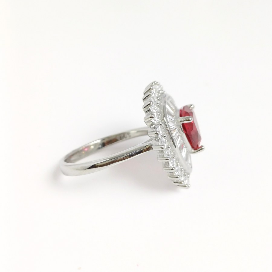 Crimson Crest Ring 12 mm / 5.25 g