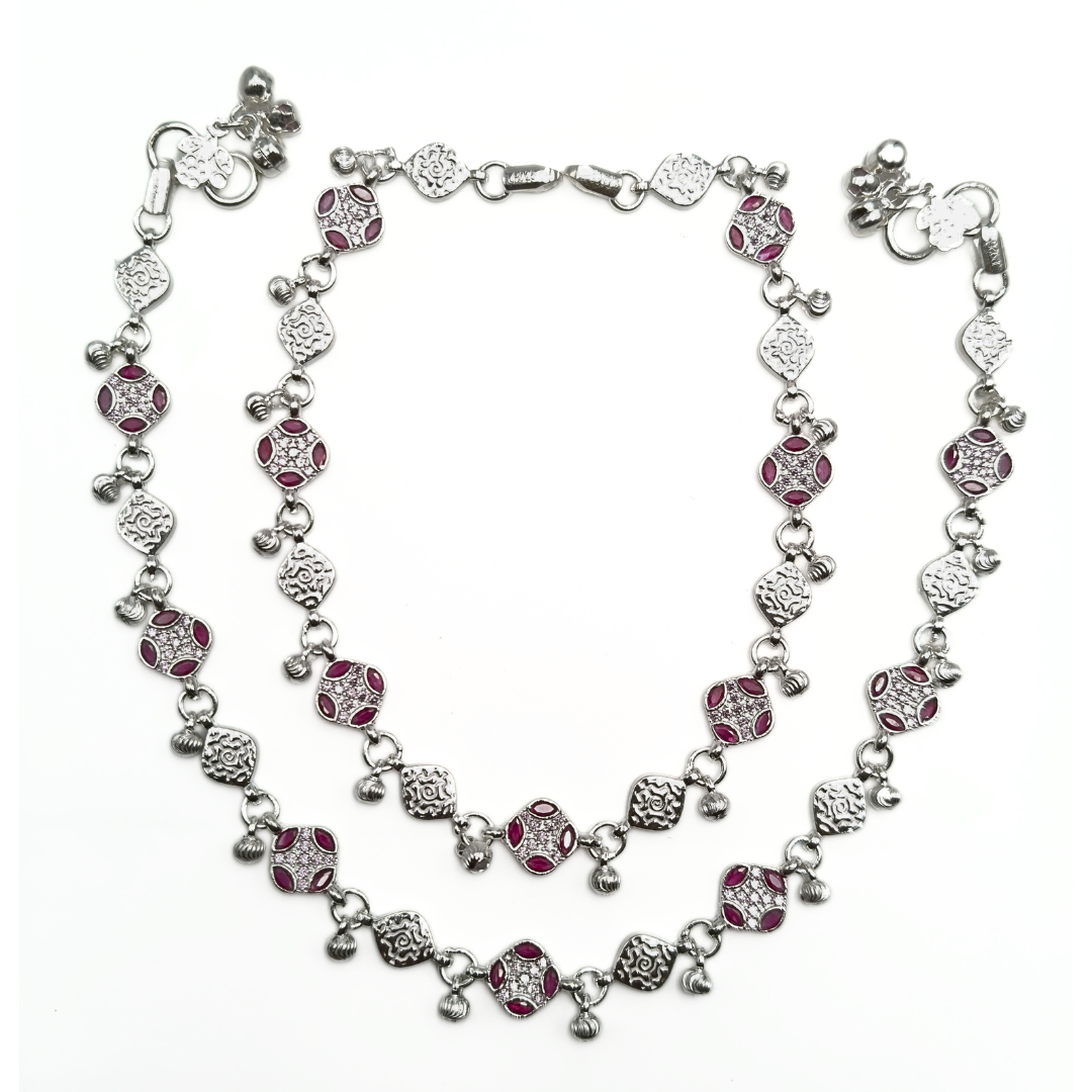 Crimson Dewdrop Payal 267 mm / 39.83 g
