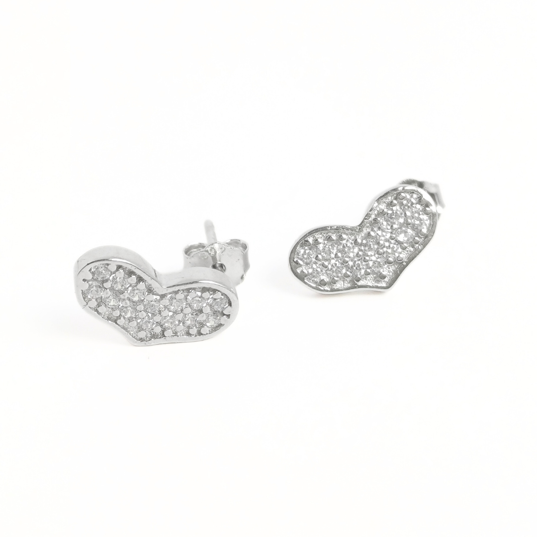 Cupid's Kiss Studs Free Size