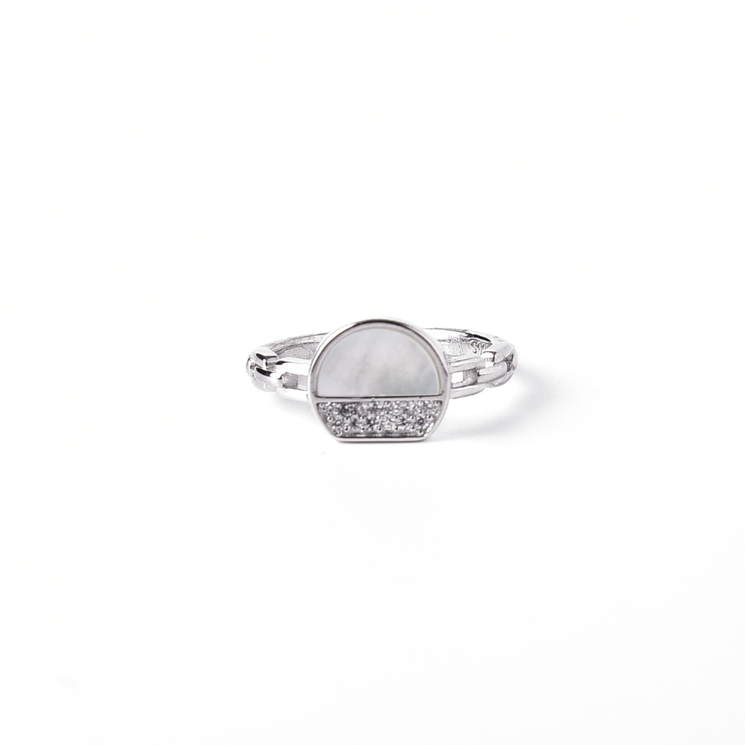 Dawn Crescent Ring 14 mm / 2.32 g