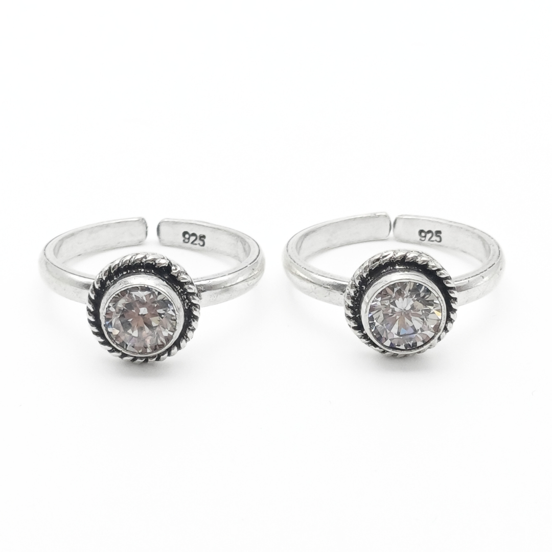 Dazzling Steps Toe Rings FREE Size / 5.42 g