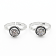 Dazzling Steps Toe Rings FREE Size / 5.42 g