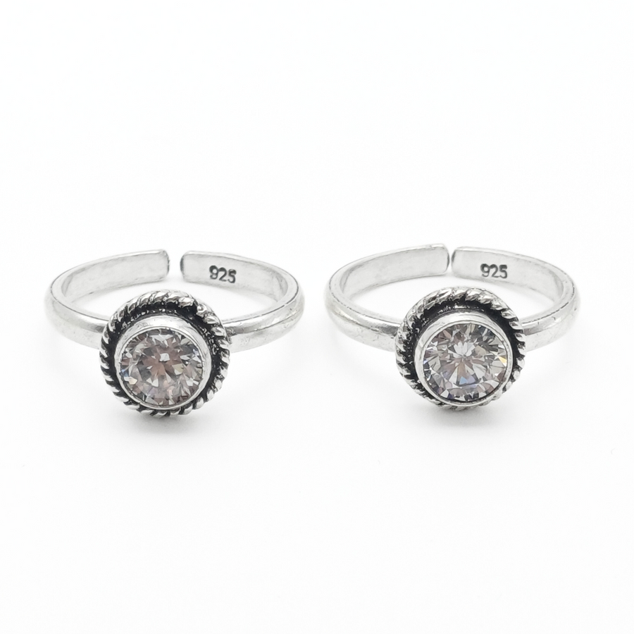 Dazzling Steps Toe Rings FREE Size / 5.42 g
