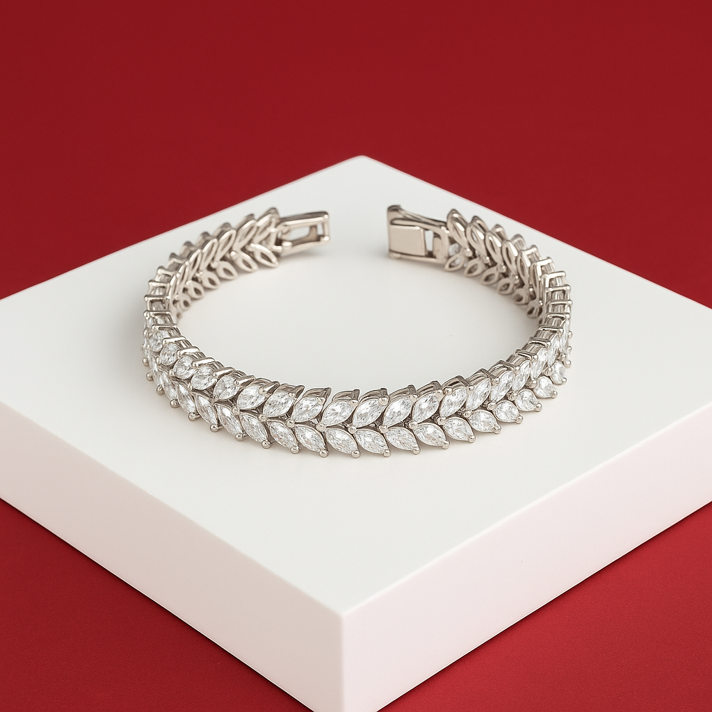 Delicate Bloom Bracelet 178 mm / 22.39 g