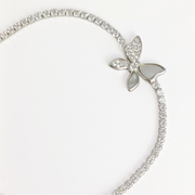 Delicate Butterfly Bracelet Adjustable / 5.08 g
