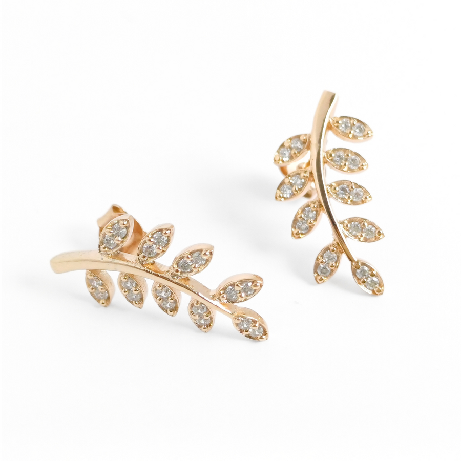 Dewdrop Leaf Studs Free Size