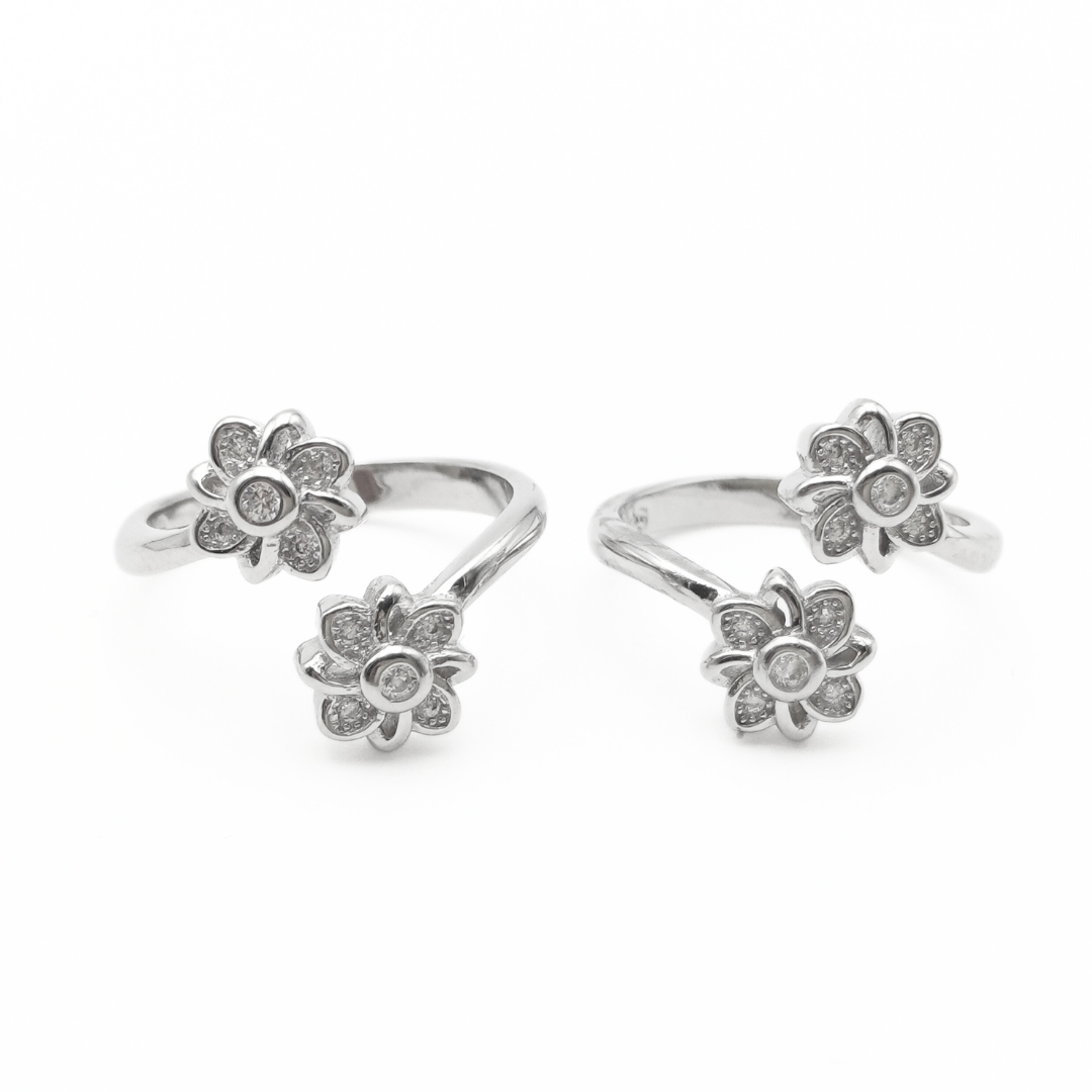 Double Blossom Sparkle Toe Rings FREE Size / 4.65 g