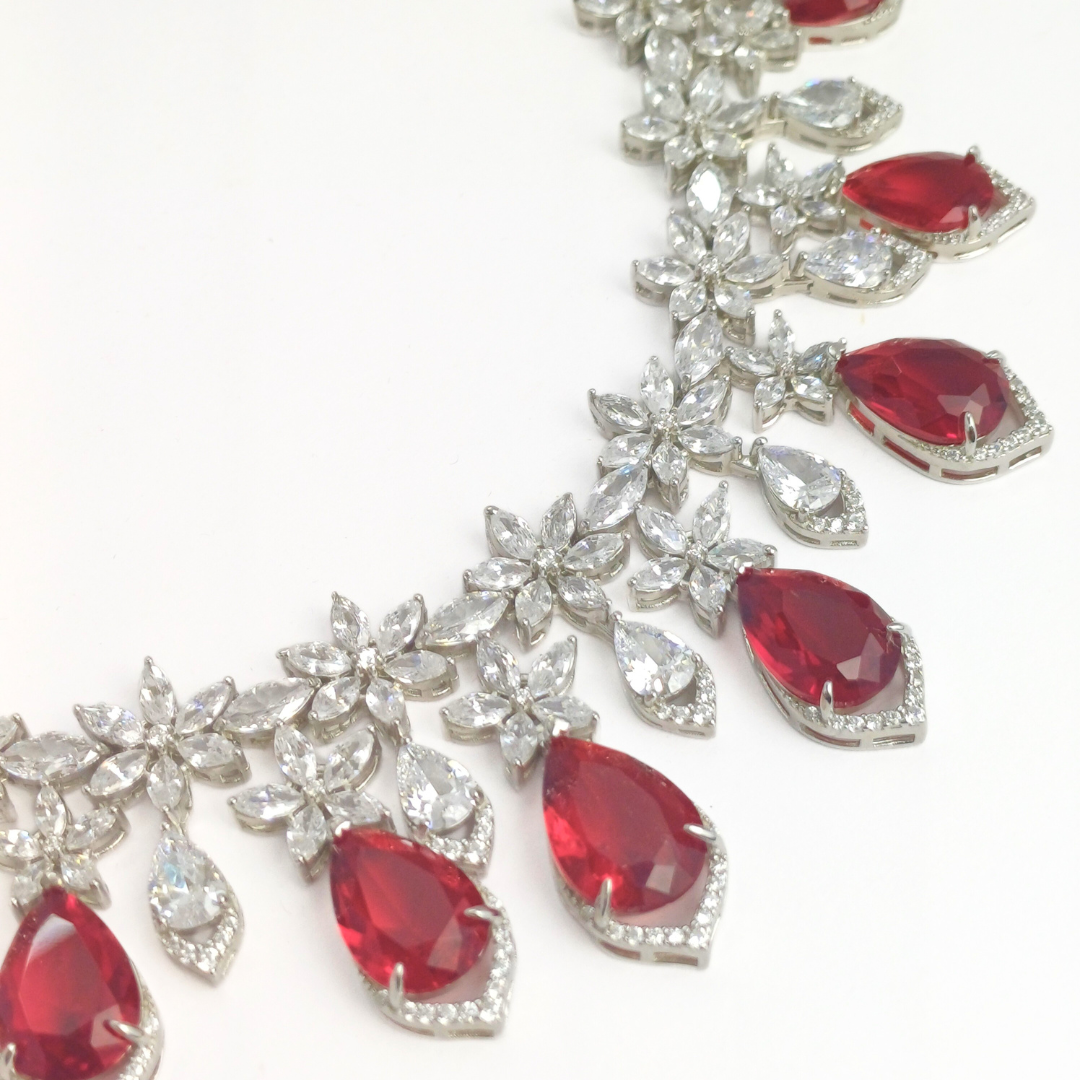 Ember & Ice Necklace Set 75.4 g