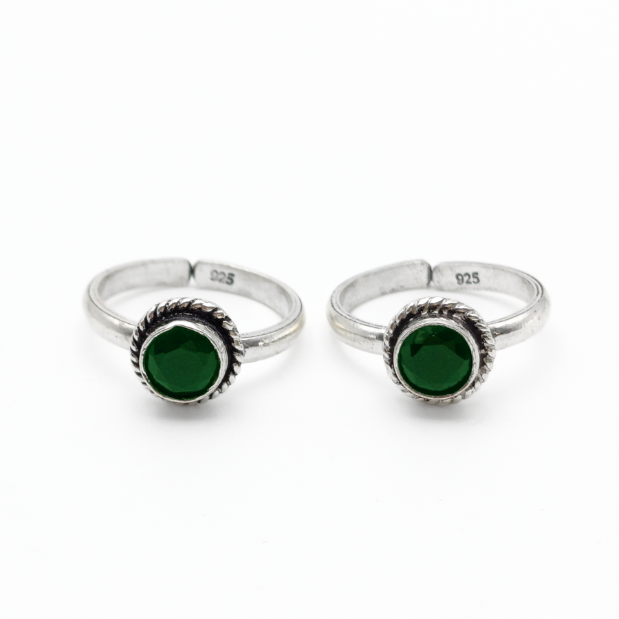 Emerald Elegance Toe Rings FREE Size / 5.24 g