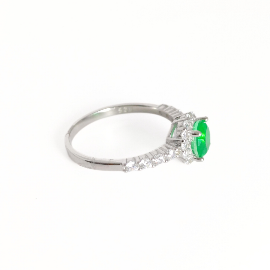 Emerald Envy Ring 17 mm / 2.13 g