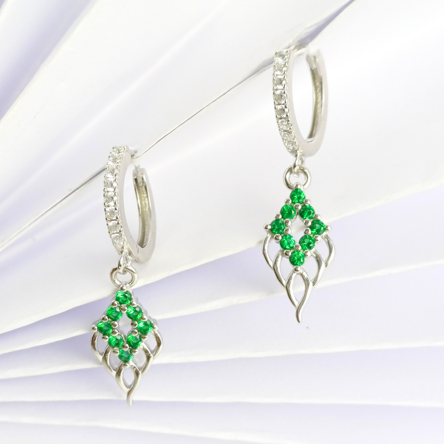 Emerald Flame Hoop Earrings Free Size