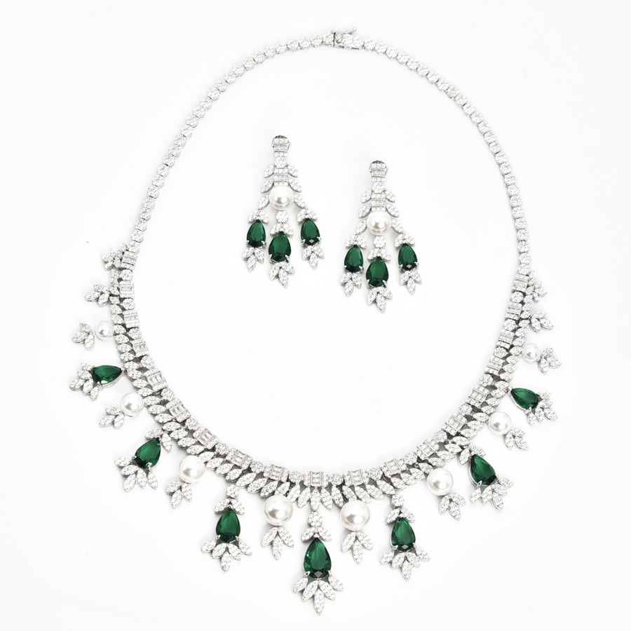 Emerald Imperial Necklace Set FREE SIZE