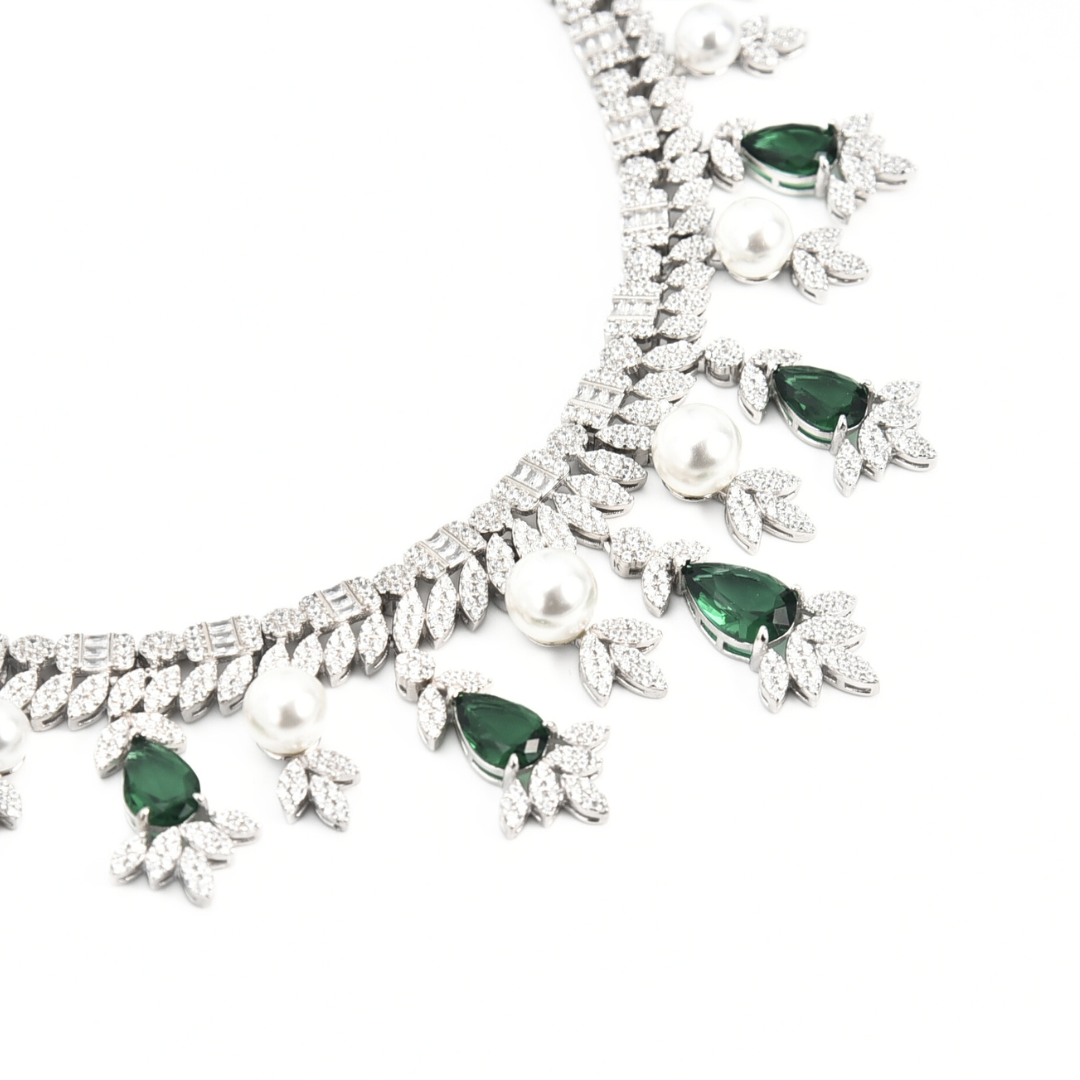 Emerald Imperial Necklace Set 74.23 g