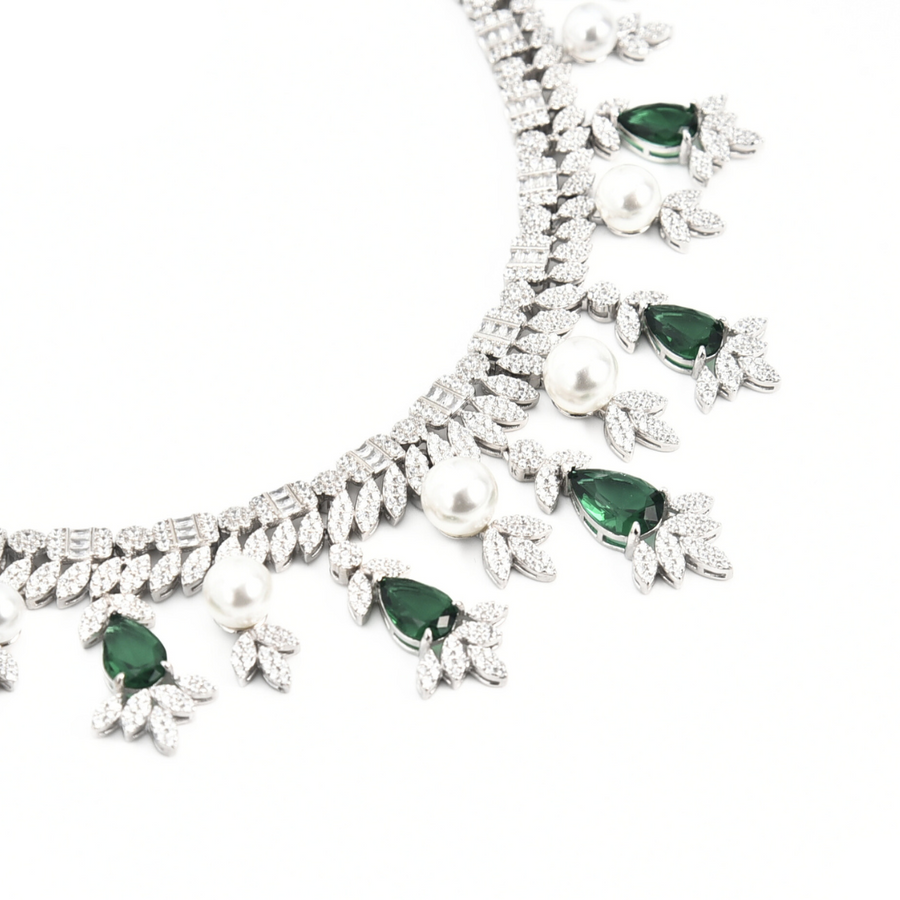 Emerald Imperial Necklace Set 74.23 g