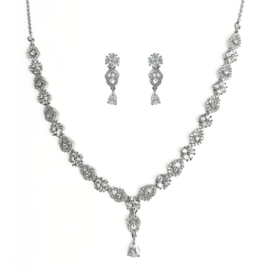 Enchanting Spark Necklace Set 25.16 g
