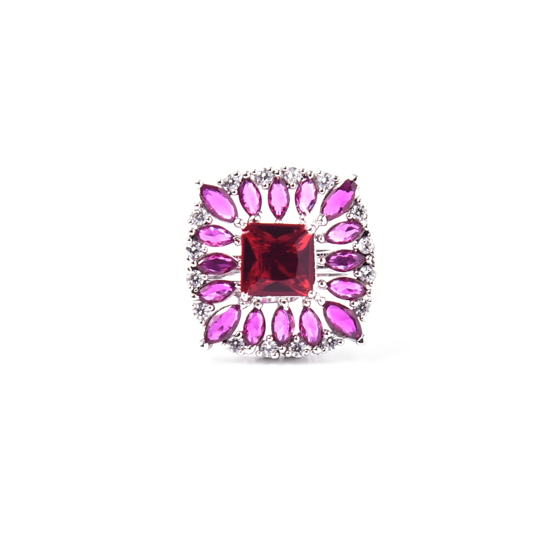 Fuchsia Firework Ring Free Size / 6.8 g