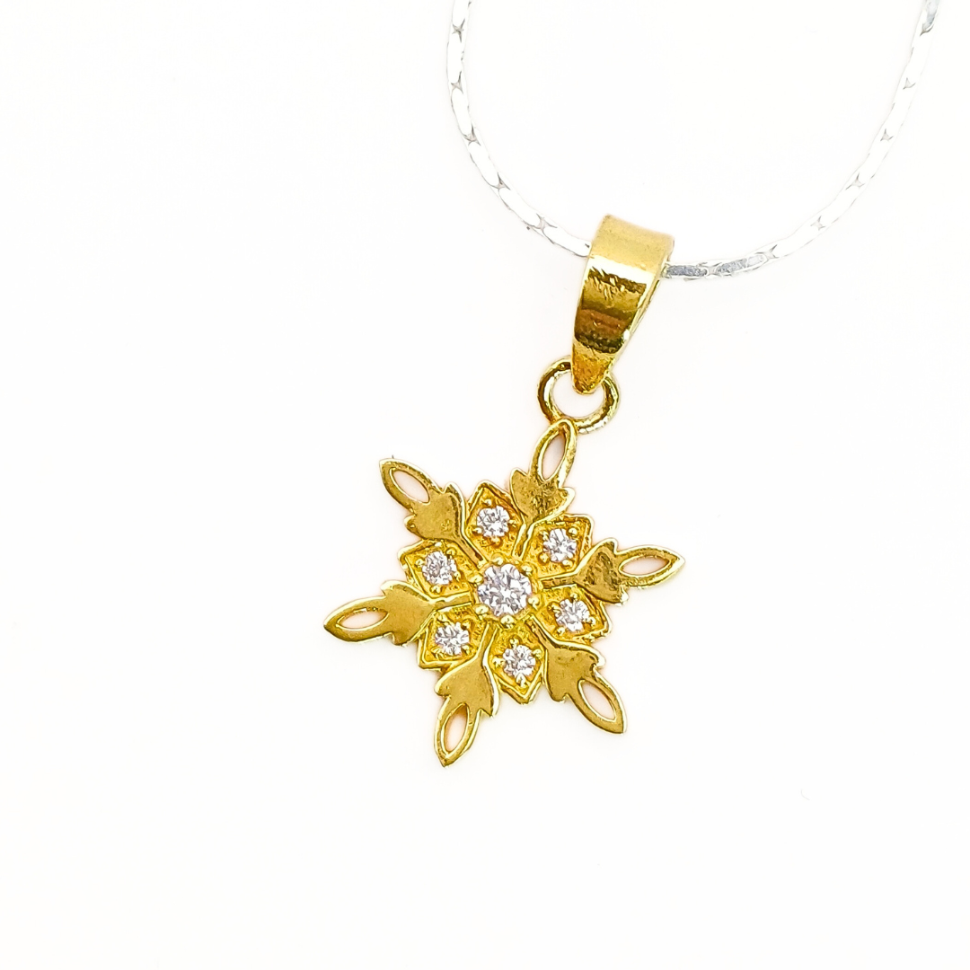 Gilded Frost Pendant 1.63 g
