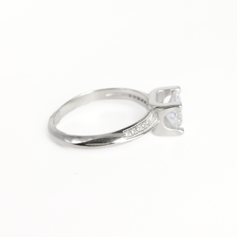 Graceful Ascent Ring 14 mm / 3.14 g