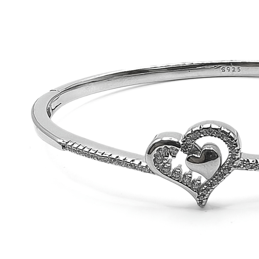 Heartfelt Embrace Kada OPENABLE / 11.93 g
