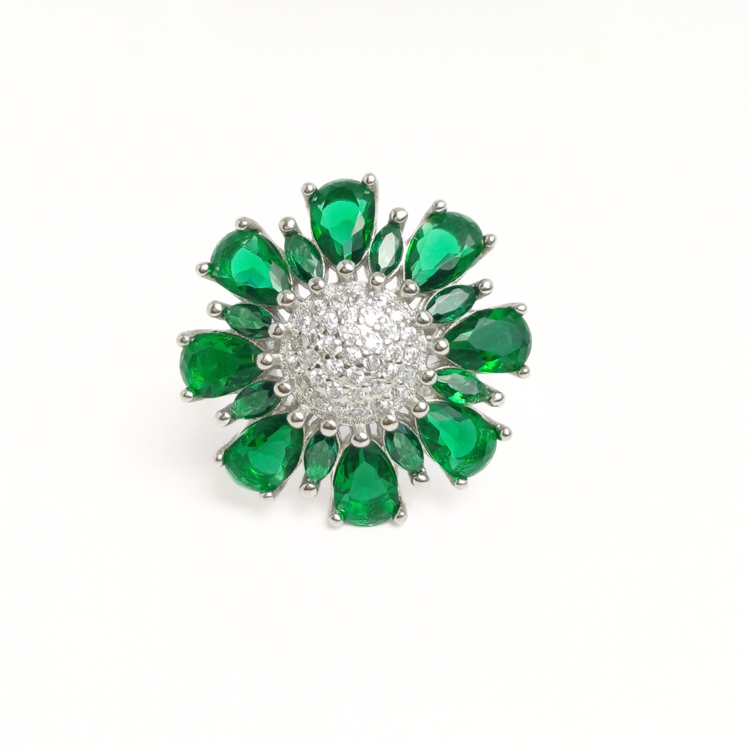 Jade Flower Ring 17 mm / 6.24 g