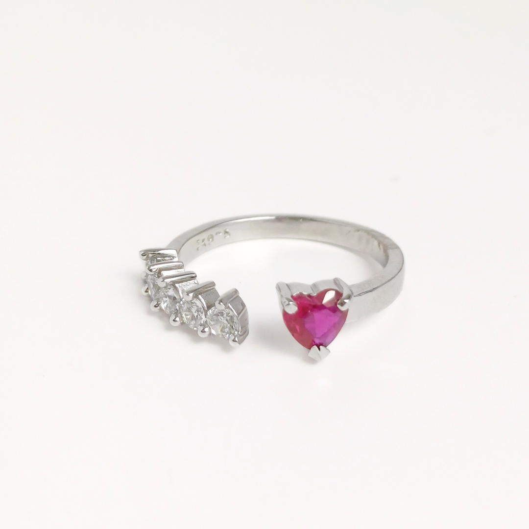 Love Bug Ring Free Size / 2.11 g