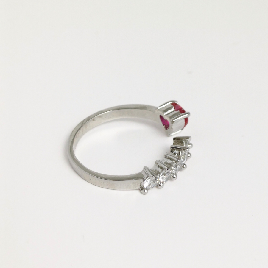 Love Bug Ring Free Size / 2.11 g