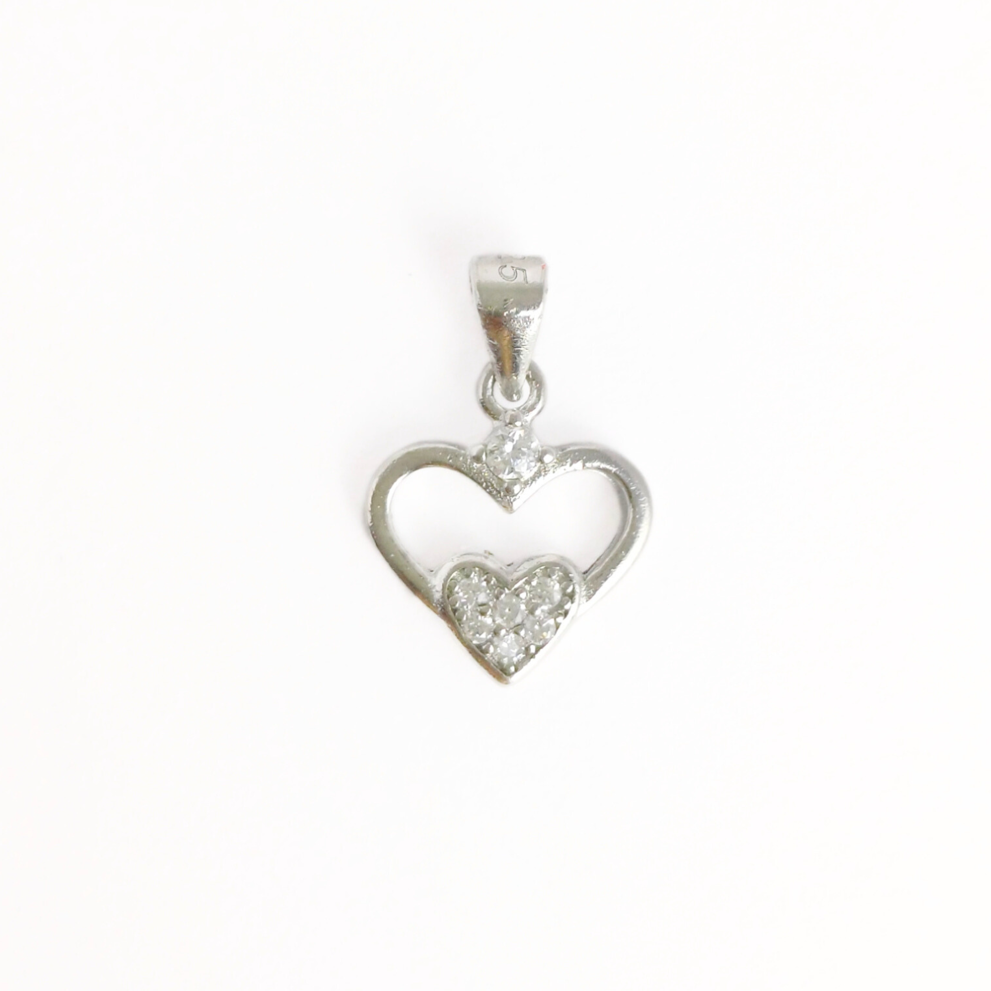Love In Bloom Pendant 0.68 g