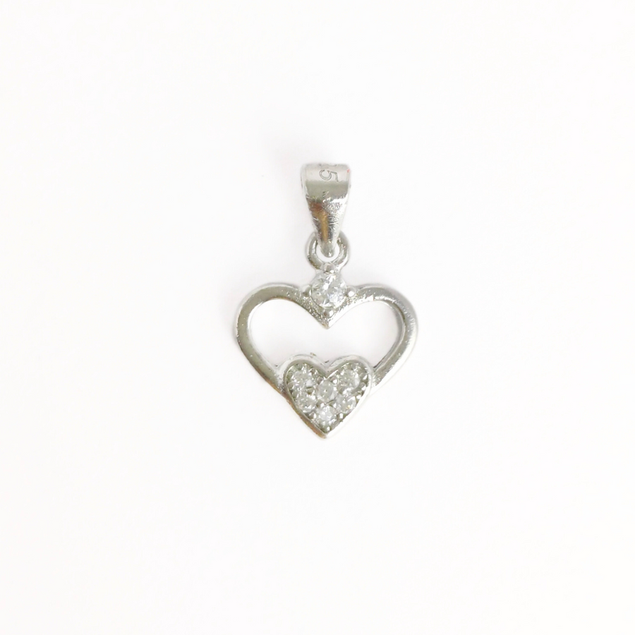Love In Bloom Pendant 0.68 g