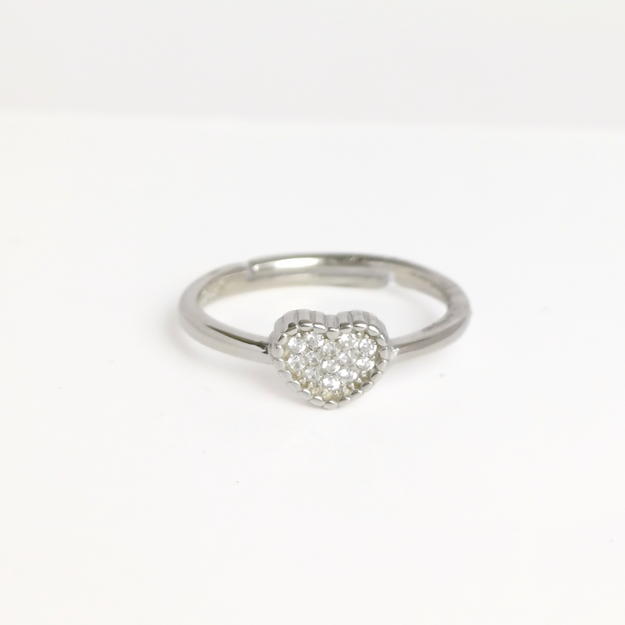 Lovestruck Ring Free Size / 1.55 g