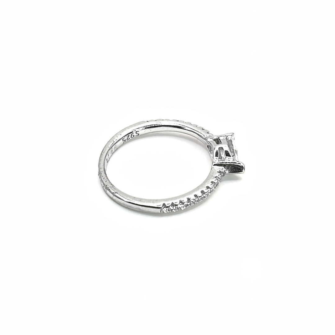 Marquise Spark Ring 12 mm / 1.68 g