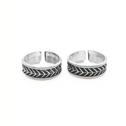 Modern Edge Toe Rings FREE Size / 4.56 g